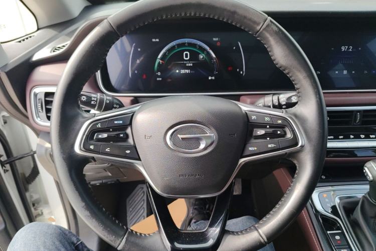 Used GAC Trumpchi M6 2021 PRO 270T Automatic Luxury Edition Steering Wheel