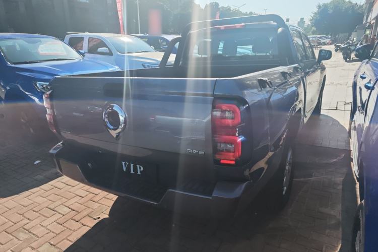 Used Great Wall King Kong Poer 2024 2.0T Automatic 8AT Diesel Two-Wheel-Drive Navigation Edition Flatbed