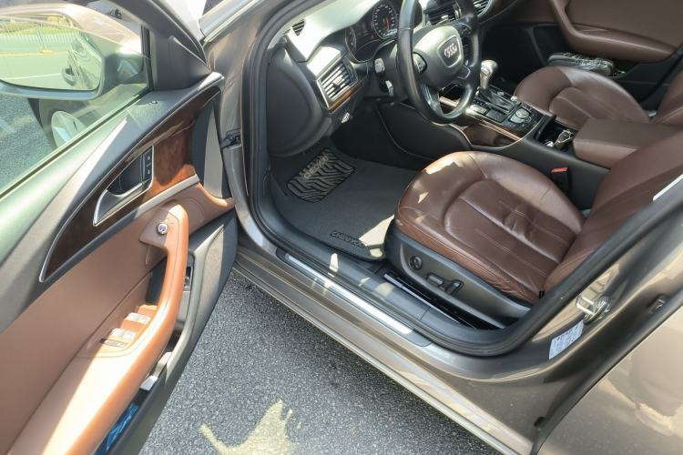 Used Audi A6L 2015 30 FSI Millionth Anniversary Comfort Model
