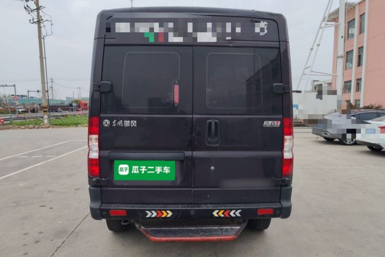 Used Dongfeng Yufeng 2023 V9+ 2.0T Manual Front-Drive Multi-Function Short-Chassis Mid-Height 5/6-Seater Rear