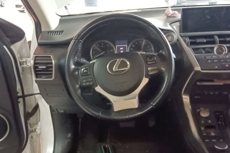 Used Lexus NX 2015 200 Front-Wheel Drive X-Trail SE Edition