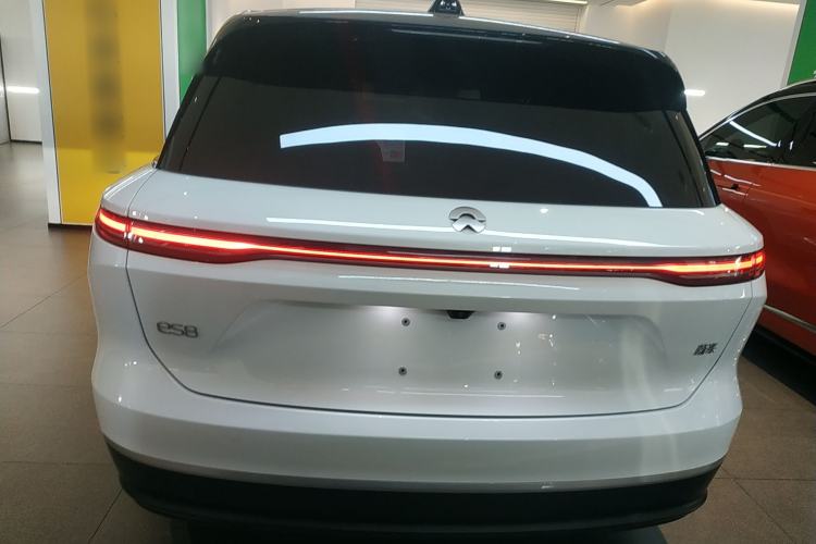 Used Nio ES8 2024 75 kWh Rear