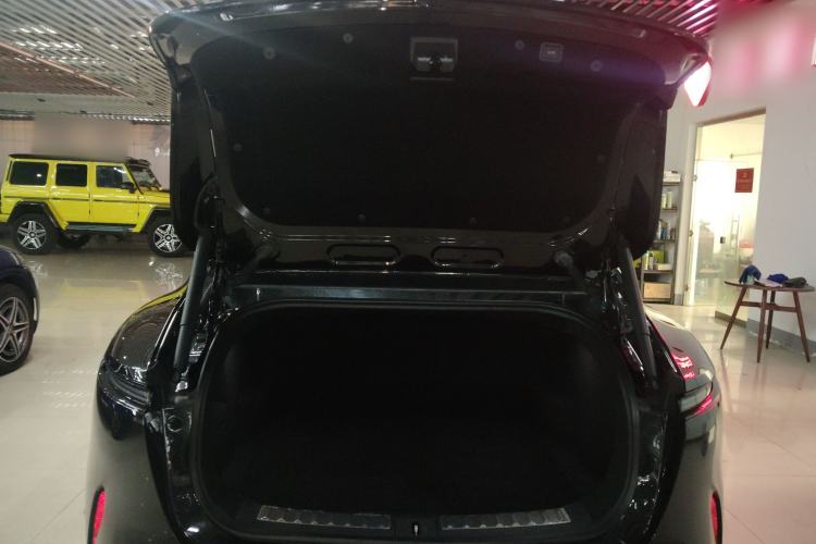 Used Avatr 11 2025 Ultra Extended-Range Edition Trunk