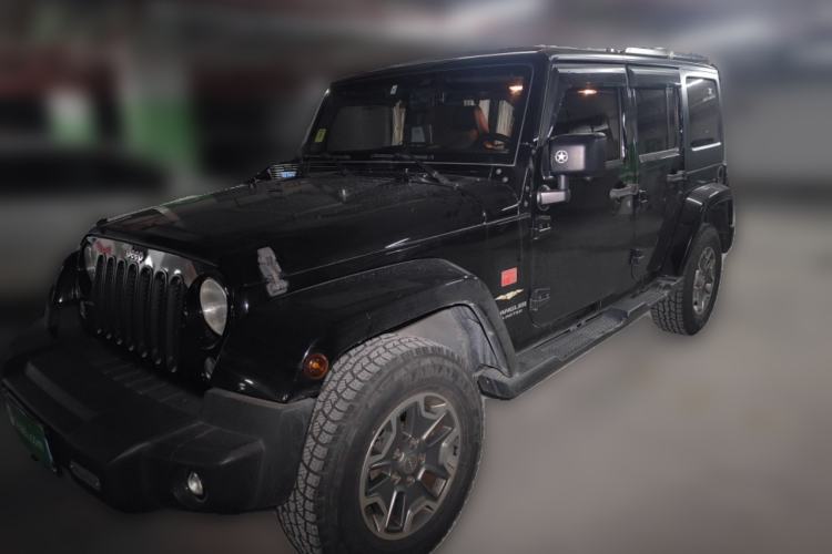 Used Jeep Wrangler 2014 3.0L Sahara Four-Door Edition