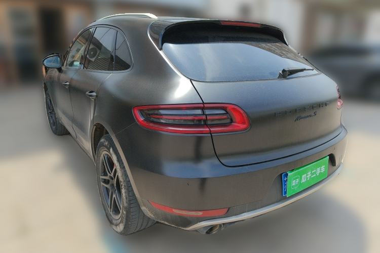 Used Porsche Macan 2017 Macan 2.0T Rear Left 45 Deg