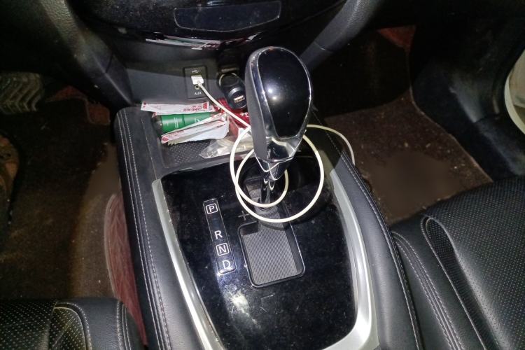 Used Nissan X-Trail 2017 2.0L CVT Comfort Edition 2WD Gear Lever