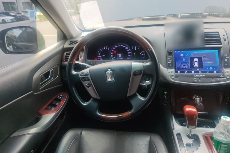Used Toyota Crown 2012 2.5L Royal Leather Edition Steering Wheel