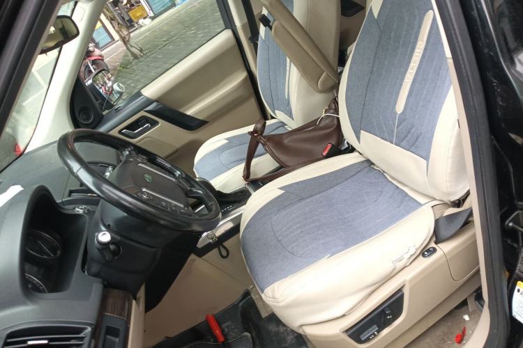 Used Land Rover Freelander 2 2014 2.2T SD4 SE Diesel Edition Left Front Seat