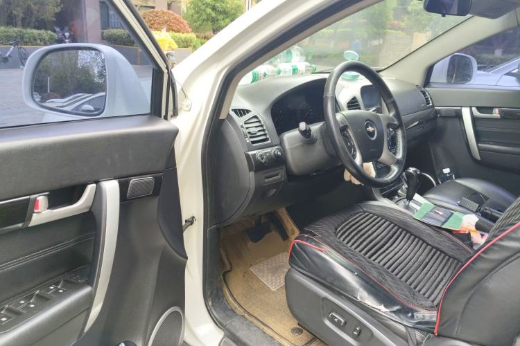 Used Chevrolet Captiva 2014 2.4L 4x4 Flagship Edition 7 Seats Driver Seat