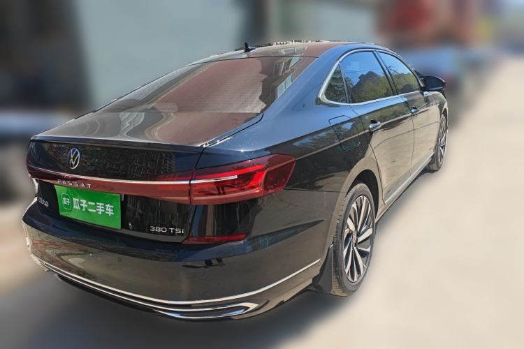 Used Volkswagen Passat 2026 Model, Outstanding 380TSI Longteng Edition Rear Right 45 Deg