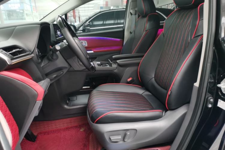 Used Toyota SIENNA 2024 2.5L Hybrid Comfort Edition