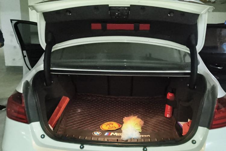 Used BMW 3 Series 2015 320Li Luxury Edition Fashion Model
