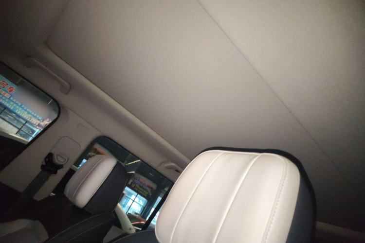 Used iCAR 03 2024 501km Four-wheel Drive Long-Range Advanced Version
