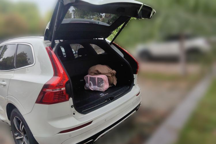 Used Volvo XC60 2018 T5 4x4 Smart & Sporty Edition Trunk