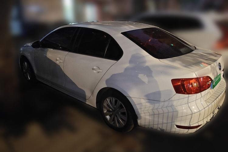 Used Volkswagen Sagitar 2014 1.4TSI Automatic Luxury Model Rear Left 45 Deg