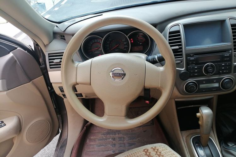 Used Nissan Sylphy 2012 Classic 1.6XE Automatic Comfort Edition Steering Wheel