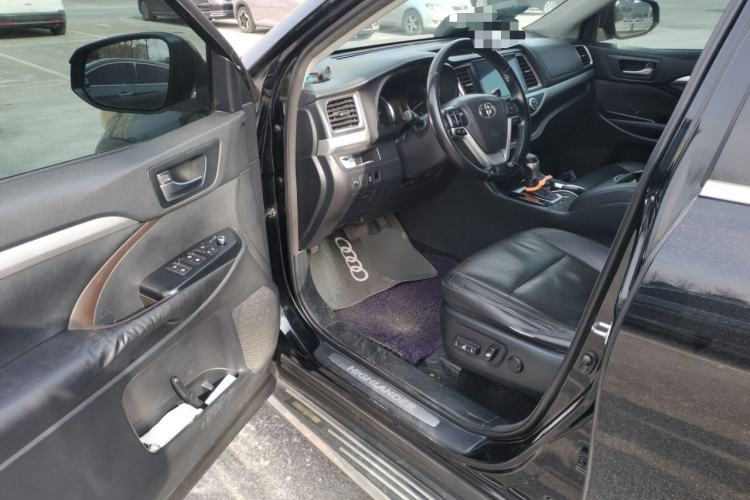 Used Toyota Highlander 2015 2.0T Four-Wheel Drive Luxury Edition 7-Seater
