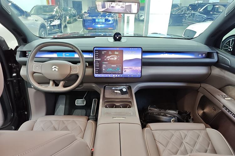 Used Nio ES8 2026 Model 6-seat Executive Luxury Edition Center Console