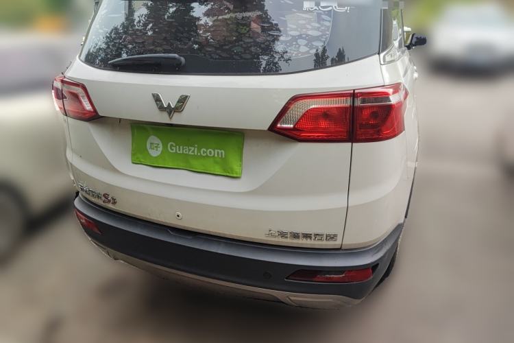 Used Wuling Hongguang S3 2019 1.5L Manual Luxury Model China VI Standard