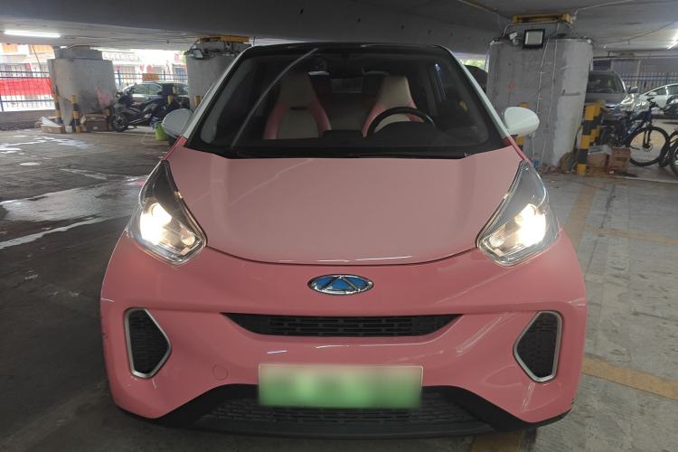 Used Chery QQ Little Ant 2021 200 000-Yuan Ant Fan Edition Talent Version Lithium Iron Phosphate 301 km Front