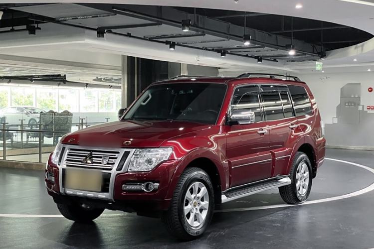 Used Mitsubishi Pajero 2019 3.0L Automatic Prestige Edition