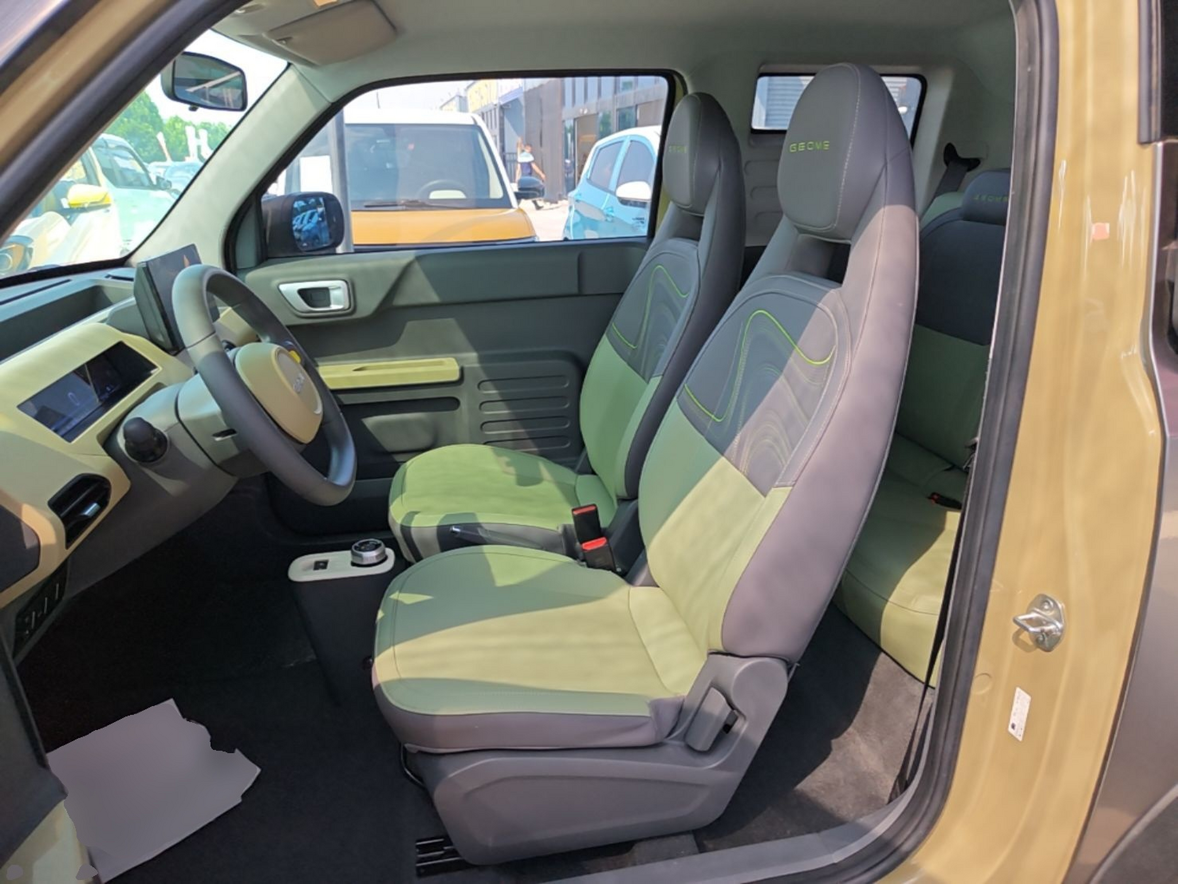 Interior delantero