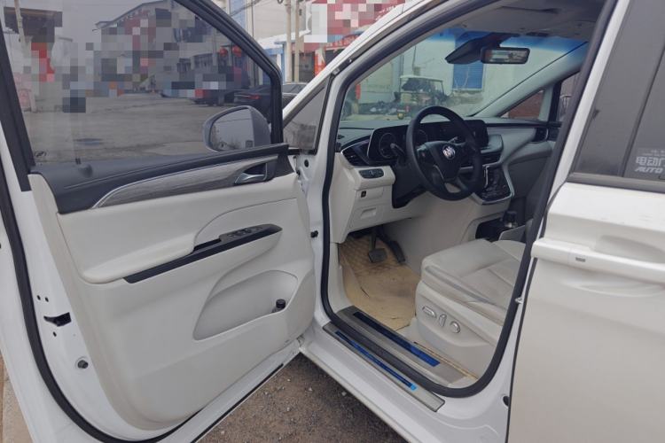 Used Buick GL8 2023 ES Lu Zun Deluxe and Yue Edition