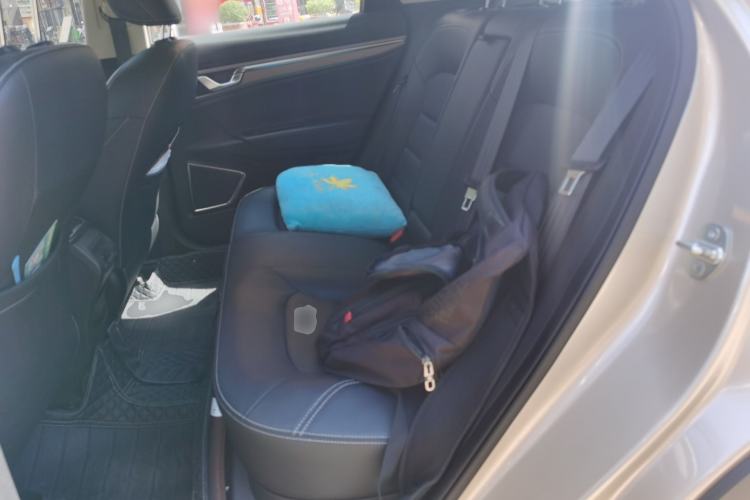 Used Geely Auto Emgrand GS 2016 Elegant Edition 1.8L Manual Fashion Model Left Rear Seat