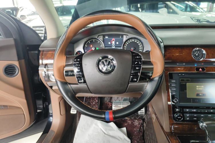 Used Volkswagen Phaeton 2015 3.0L Smart Edition
