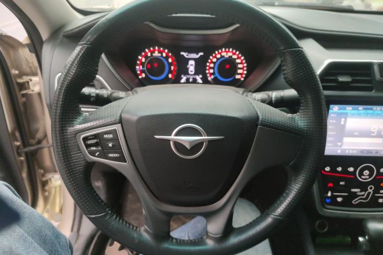 Used Haima Fumei 2017 1.6L Automatic Luxury Model Steering Wheel