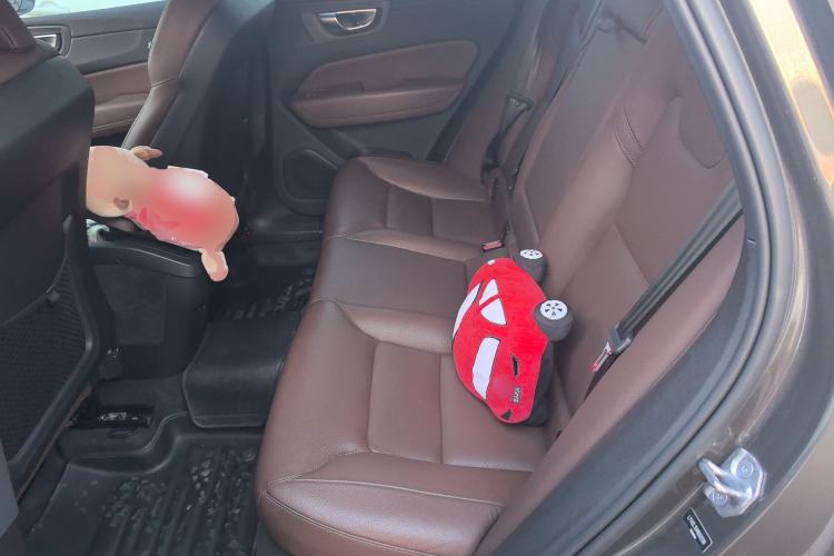 Used Volvo XC60 2022 B5 4x4 Zhiyi Luxury Edition Left Rear Seat