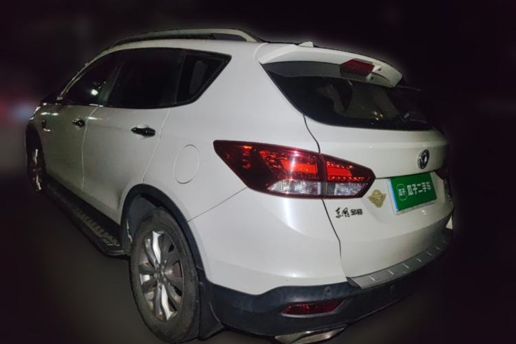 Used Dongfeng Aeolus AX7 2015 2.3L Automatic ZhiZun Version