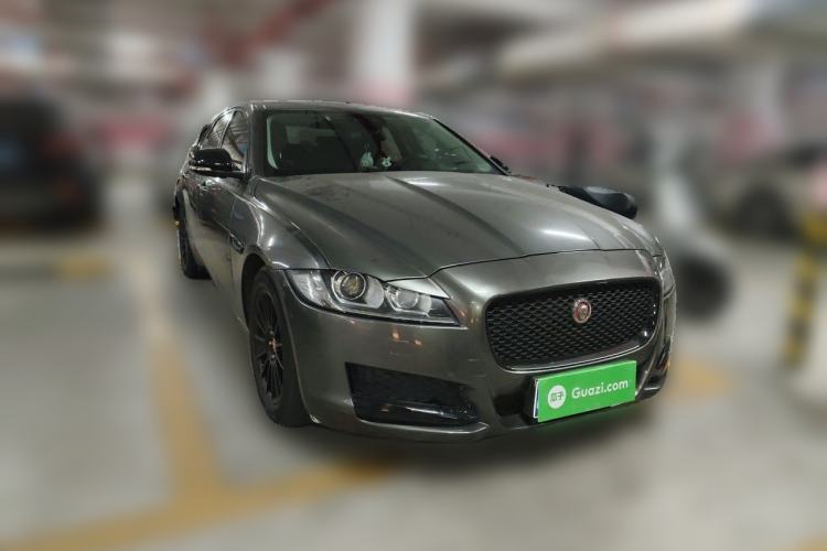 Used Jaguar XF 2016 XF 2.0T Two-Wheel-Drive Luxury Edition
