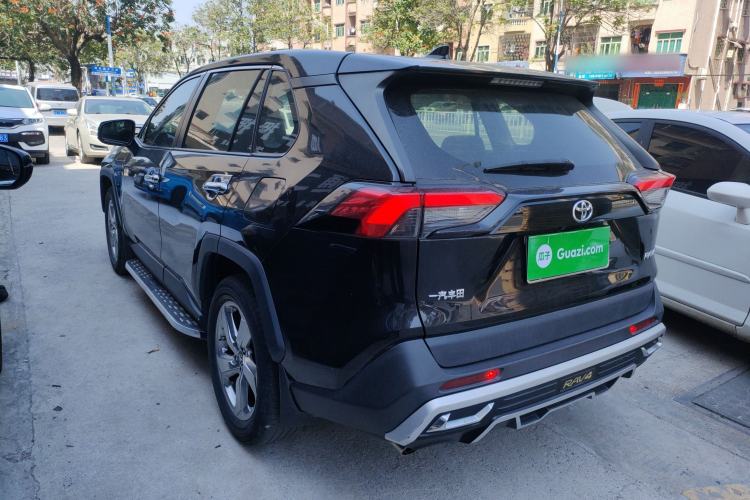 Used Toyota RAV4 2020 2.0L CVT Two-Wheel Drive Fashion PLUS Edition
