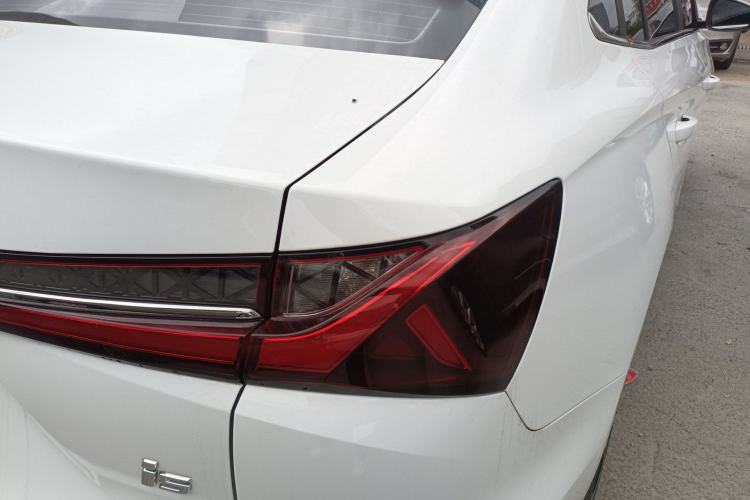 Used Roewe i5 2023 1.5L CVT Luxury Edition