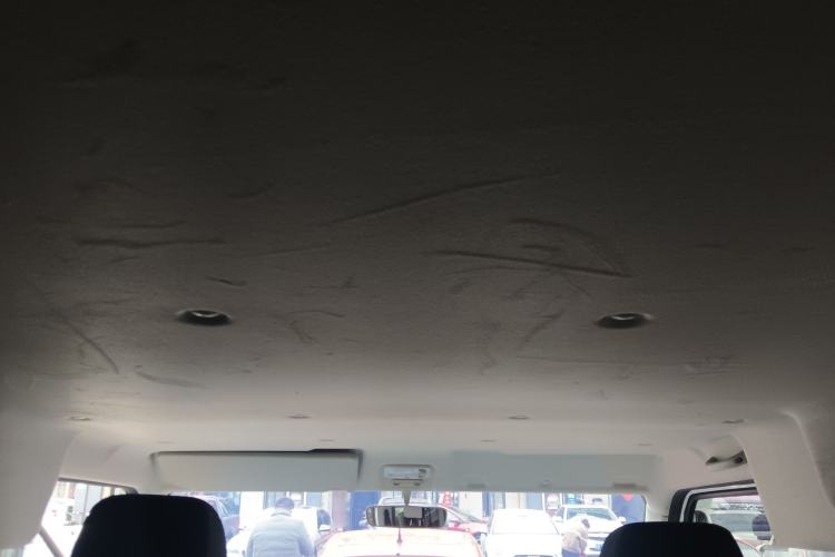 Used SRM New Energy E3 2025 Fudi 310KM Practical Passenger Vehicle
