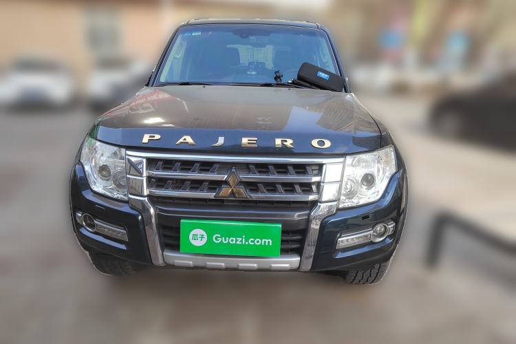 Used Mitsubishi Pajero 2016 3.0L Automatic Luxury Version China V Standard Front