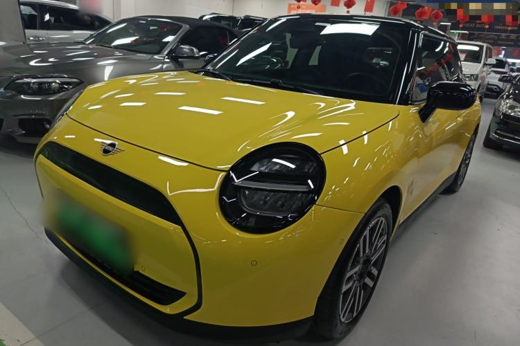 Used MINI Electric COOPER 2024 456km COOPER E Classic Edition