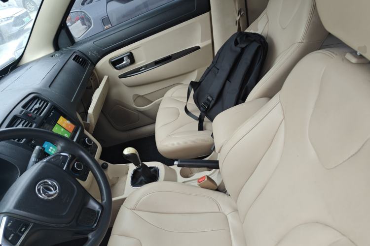 Used Dongfeng Fengon 370 2016 1.5L Manual Standard Edition SFG15-05 7 Seats