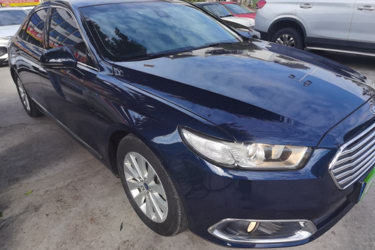 Used Ford Taurus 2016 EcoBoost 180 Luxury Model
