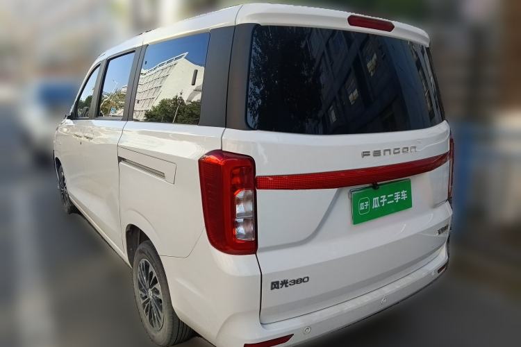 Used Dongfeng Fengon 380 2022 1.5L Comfort-Class Passenger Vehicle (Steel Spring) with 7 Seats