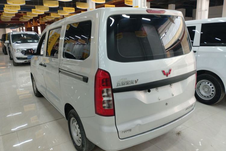 Used Wuling Hongguang V 2022 1.5L Jingqu Version Hydraulic Power Steering LAR