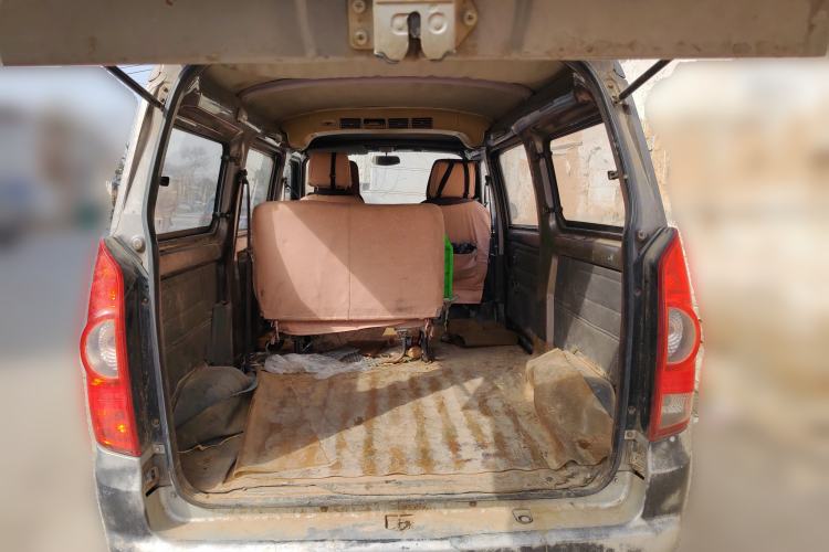 Used BAIC Weiwang 306 2011 1.3L luxury version 8 seats
