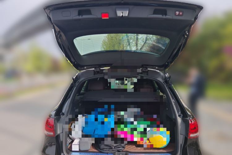 Used Mercedes-Benz GLC 2020 Facelift GLC 300 L 4MATIC Dynamic Edition Trunk