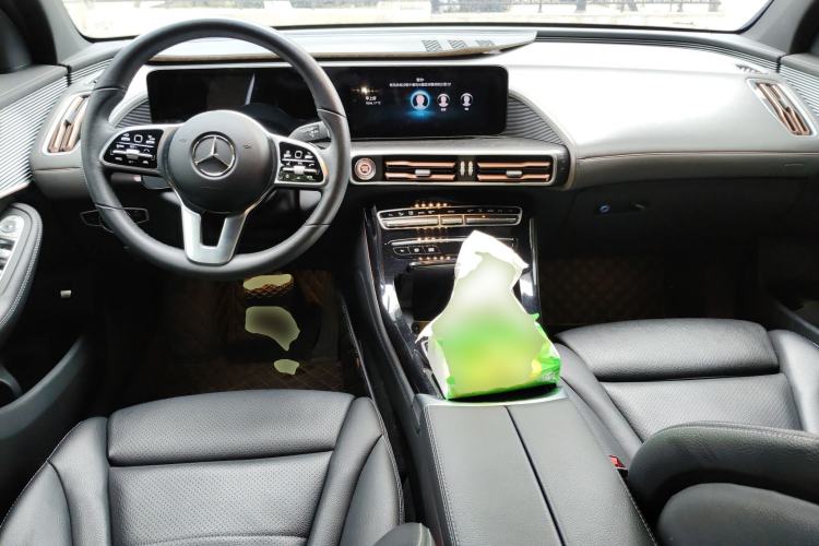 Used Mercedes-Benz EQC 2021 EQC 400 4MATIC Center Console