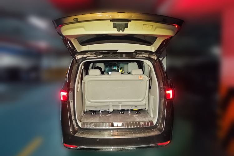 Used Buick GL8 2023 Land Executive Class Smart Enjoyment Model