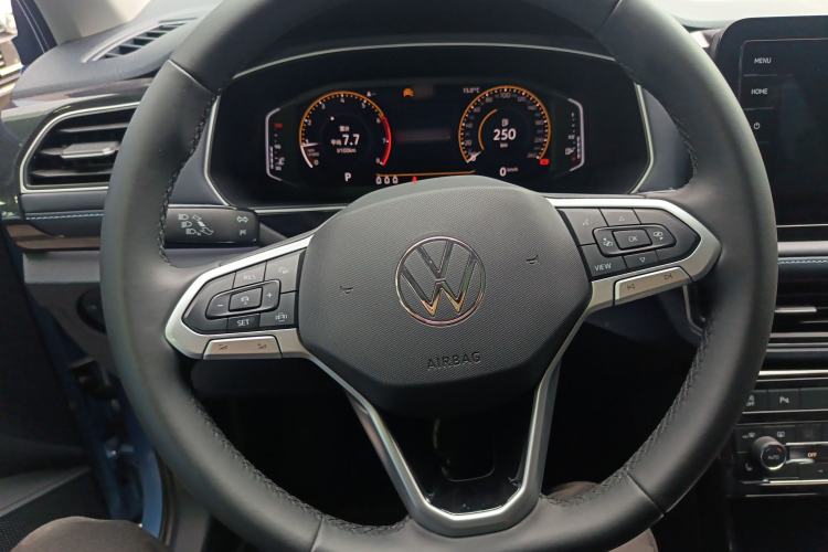 Used Volkswagen Tharu 2025 NewRui 300TSI Prestige Edition