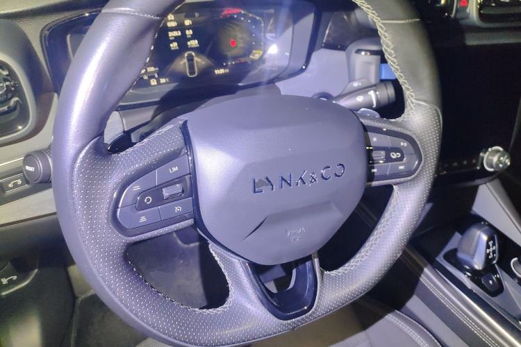 Used Lynk & Co 03 2022 2.0TD DCT JingPro
