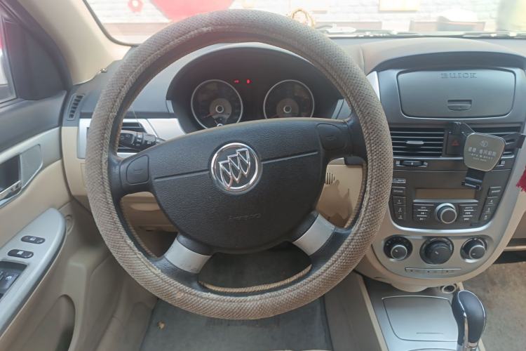 Used Buick Excelle 2013 1.5L Automatic Classic Model
