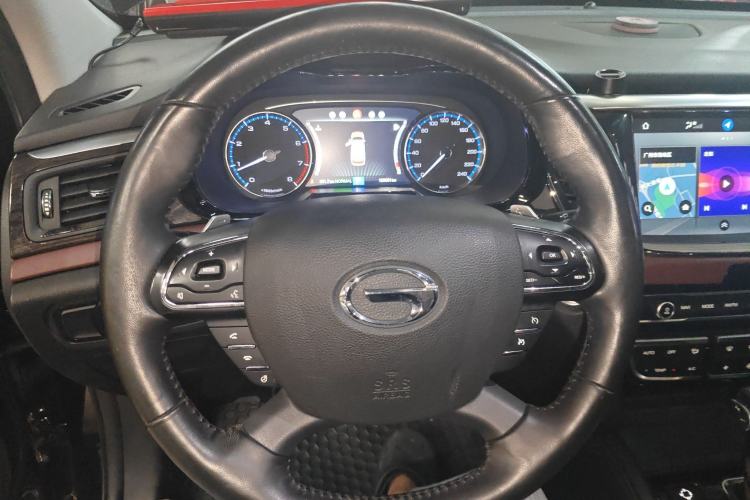 Used GAC Trumpchi GS8 2017 320T Two-Wheel Drive Luxury Smart Connectivity Version (7 Seats)